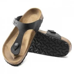 BIRKENSTOCK GIZEH BLACK OILED LEATHER -Strada Moda birkenstock 845251 gizeh black oiled leather tutti sandali uomo 044804601 blk 2