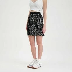 CALVIN KLEIN JEANS GONNA REPEAT LOGO ELASTIC DONNA Nero -Strada Moda calvin klein jeans j20j218193 gonna repeat logo elastic donna casual donna 044971401 0gl 3