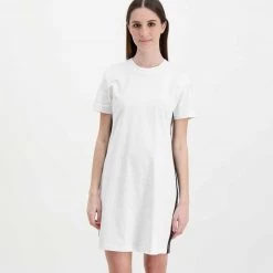CALVIN KLEIN JEANS ABITO SIDE CONTRAST TAPE T-SHIRT DONNA Bianco -Strada Moda calvin klein jeans j20j218861 abito side contrast tape t shirt donna casual donna 044973501 yaf 3