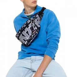 EASTPAK MARSUPIO BANE KISS GRUNGE Nero 11 EASTPAK MARSUPIO BANE KISS GRUNGE Nero -Strada Moda eastpak ek068d marsupio bane kiss grunge marsupi per tutti i giorni uomo 044679001 q861 5