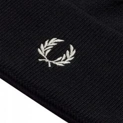 FRED PERRY BEANIE IN LANA MERINO Nero -Strada Moda fred perry c9160 beanie in lana merino accessori uomo 041519701 102 3