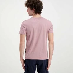 NAPAPIJRI T-SHIRT MINI LOGO SALIS Rosa -Strada Moda napapijri np0a4frp t shirt mini logo salis casual uomo 044921901 pj1 3