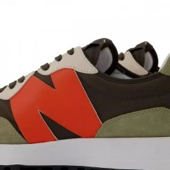 NEW BALANCE 327 Verde -Strada Moda new balance ms327be 327 tutte sneaker uomo 044536601 be 5