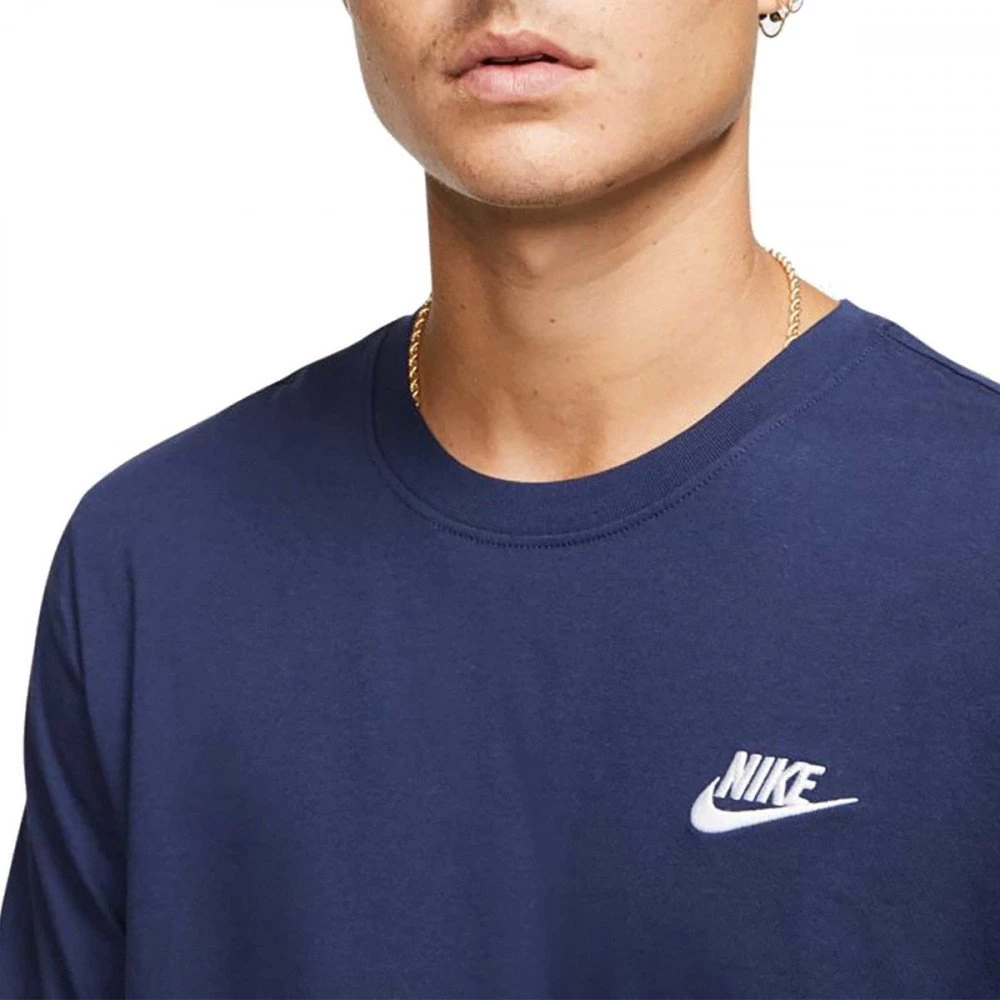NIKE T-SHIRT CLUB MINI LOGO Blu 5 NIKE T-SHIRT CLUB MINI LOGO Blu - immagine 3