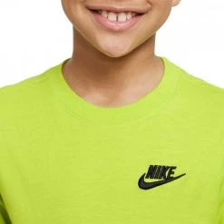 NIKE T-SHIRT FUTURA BAMBINO Verde -Strada Moda nike ar5254 t shirt futura bambino abbigliamento bambino 045002001 321 3