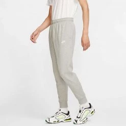 NIKE PANTALONI CLUB JOGGER Grigio -Strada Moda nike bv2679 pantaloni club jogger sport style uomo 040986001 063 3