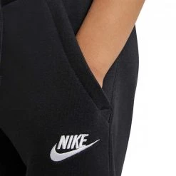 NIKE PANTALONI CLUB BAMBINO Nero 9 NIKE PANTALONI CLUB BAMBINO Nero -Strada Moda nike da0864 pantaloni club bambino abbigliamento bambino 042149701 010 4