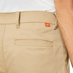 NIKE MEN'S SLIM-FIT GOLF CHINO PANTS -Strada Moda nike da4130 men s slim fit golf chino pants abbigliamento golf uomo 045767601 297 4