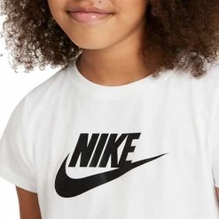 NIKE T-SHIRT CROP FUTURA BAMBINA Bianco -Strada Moda nike da6925 t shirt crop futura bambina abbigliamento bambino 042367201 102 5