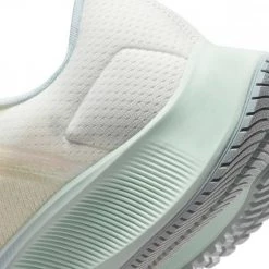 NIKE AIR ZOOM PEGASUS 38 PRM DONNA -Strada Moda nike dh6507 air zoom pegasus 38 prm donna scarpe running donna 044563601 111 5