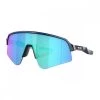 OAKLEY OCCHIALE SUTRO LITE SWEEP PRIZM™ SAPPHIRE -Strada Moda oakley oo9465 occhiale sutro lite sweep prizm sapphire accessori running uomo 046190601 0539 1
