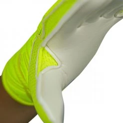 REUSCH GUANTI PORTIERE ATTRACK SOLID BAMBINO -Strada Moda reusch 5272515 guanti portiere attrack solid bambino portiere calcio bambino 045362101 2001 5