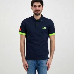 SUN 68 POLO MACRO LOGO FLUO Blu -Strada Moda sun 68 a32120 polo macro logo fluo casual uomo 044817001 07 3
