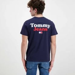 TOMMY JEANS T-SHIRT LOGO RETRO Blu -Strada Moda tommy jeans dm0dm13293 t shirt back graphic casual uomo 045112101 c87 4