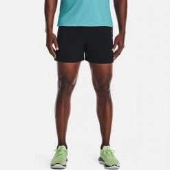 UNDER ARMOUR SHORT SPEEDPOCKET 5'' Nero -Strada Moda under armour 1361486 short speedpocket 5 abbigliamento running uomo 042857101 001 3