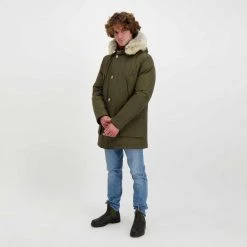 WOOLRICH ARCTIC PARKA DETACHABLE FUR Verde -Strada Moda woolrich cfwoou0482mrut0001 arctic parka detachable fur giacconi uomo 043911901 dag 6